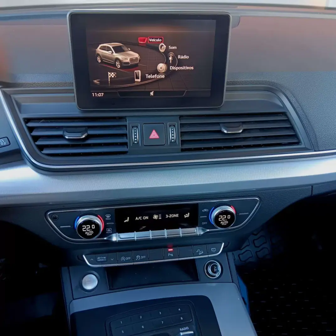 Audi Q5 2017 - 22500 EUR, 225324 km - AUTO.MOTO.pt - 225324km - foto 15 de 29