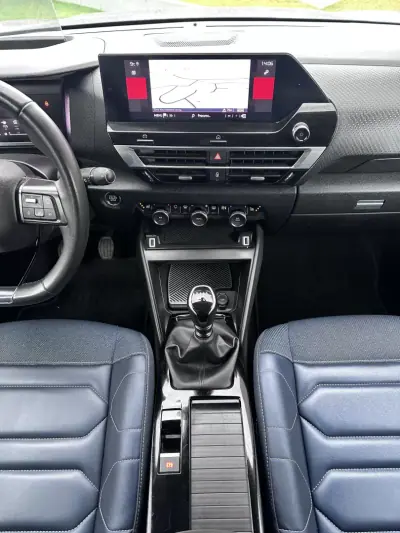 Citroën C4 2021 - 15900 EUR, 175000 km - AUTO.MOTO.pt - 175000km - foto 44 de 62