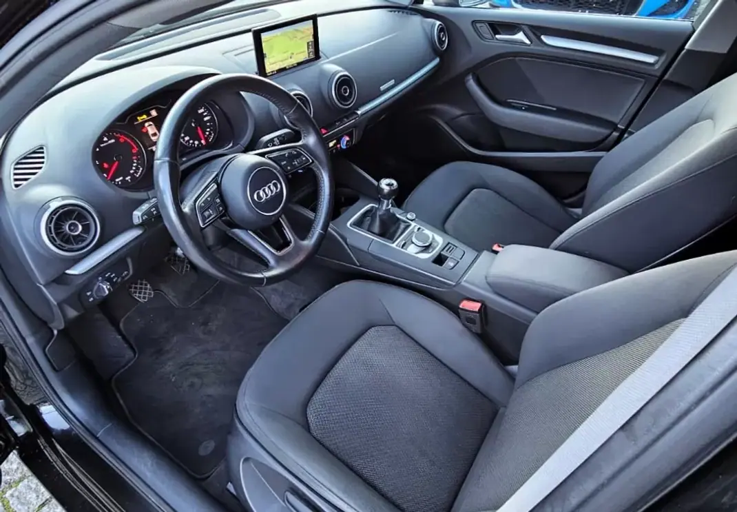 Audi A3 Limousine 2016 - 18999 EUR, 110000 km - 110000km - foto 8 de 23