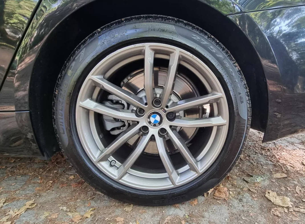 BMW 520 2019 - 31750 EUR, 130000 km - AUTO.MOTO.pt - 130000km - foto 24 de 25