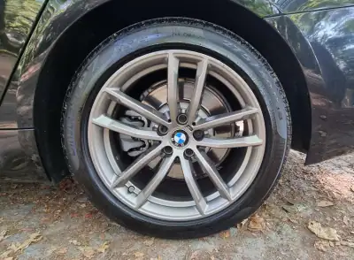 BMW 520 2019 - 31750 EUR, 130000 km - AUTO.MOTO.pt - 130000km - foto 24 de 25