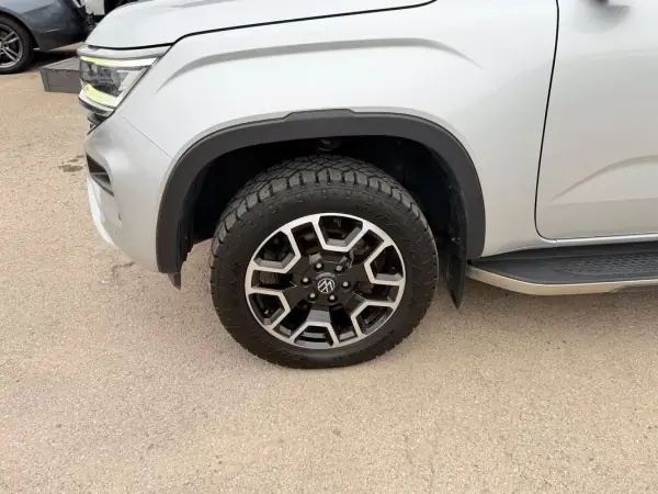 Volkswagen Amarok 2023 - 41900 EUR, 57505 km - AUTO.MOTO.pt - 57505km - foto 13 de 19