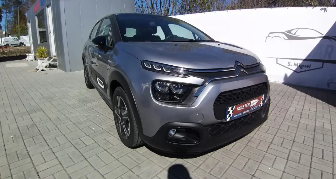 Citroën C3 2020 - 12450 EUR, 71497 km - AUTO.MOTO.pt - 71497km - foto 1 de 28