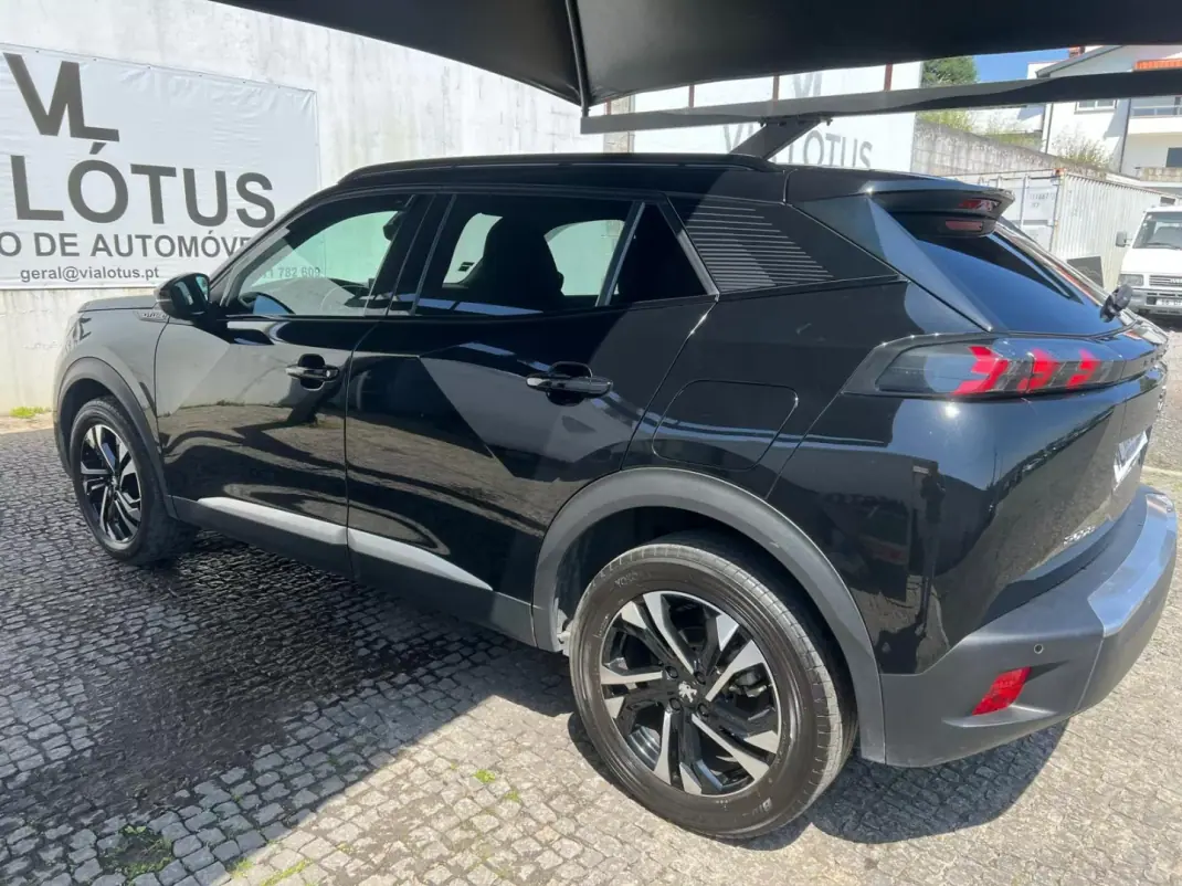 Peugeot 2008 2021 - 21900 EUR, 168000 km - AUTO.MOTO.pt - 168000km - foto 6 de 11