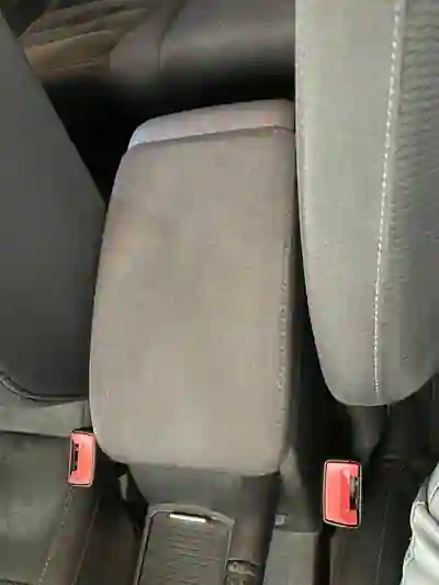 Volkswagen Golf Variant 2010 - 6000 EUR, 279000 km - 279000km - foto 13 de 15