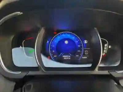 Renault Grand Scénic 2017 — foto 6 de 14