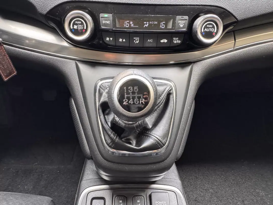 Honda CR-V 2018 - 19500 EUR, 112904 km - AUTO.MOTO.pt - 112904km - foto 20 de 31