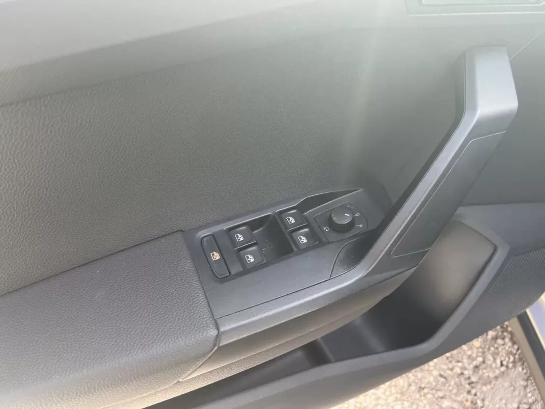 SEAT Arona 2023 - 15990 EUR, 60500 km - AUTO.MOTO.pt - 60500km - foto 14 de 18