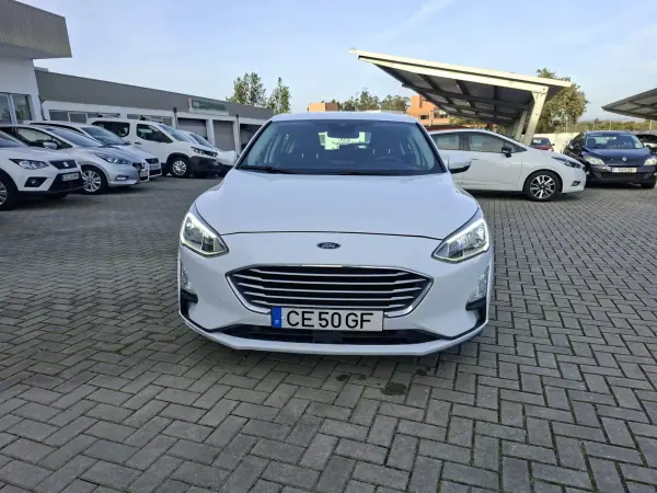 Ford Focus 2019 - 15500 EUR, 119500 km - AUTO.MOTO.pt - 119500km - foto 3 de 30