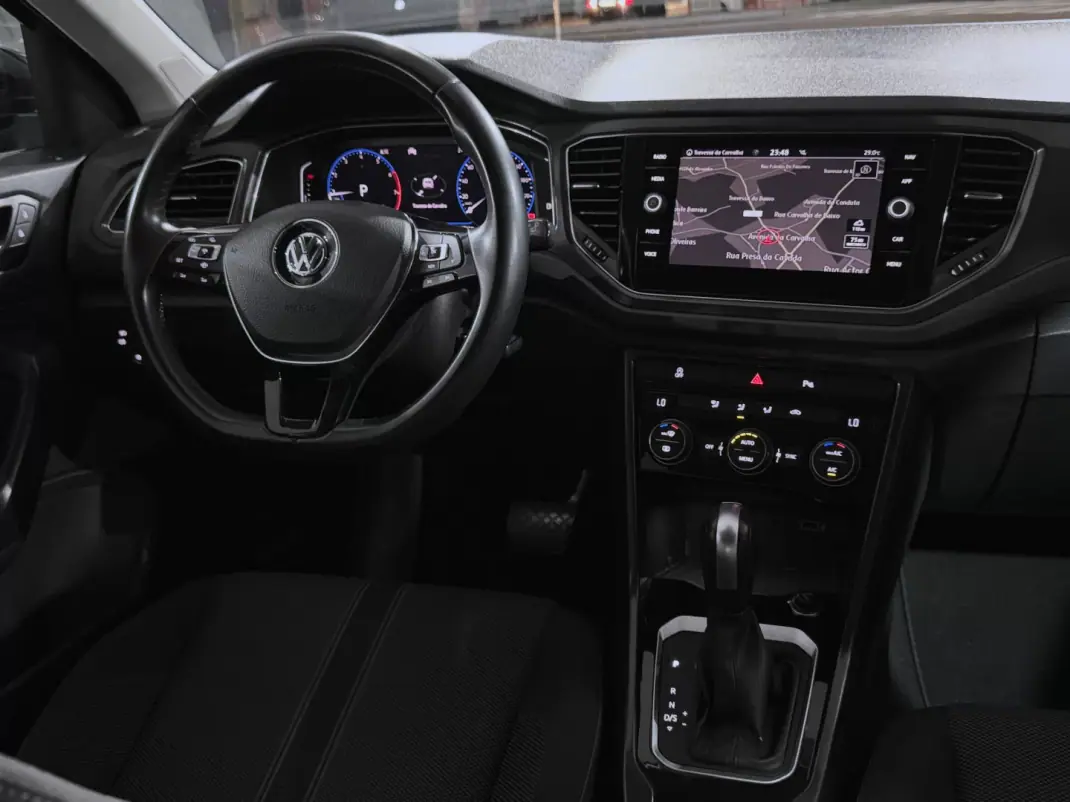 Volkswagen T-Roc 2019 - 20490 EUR, 134194 km - 134194km - foto 9 de 27