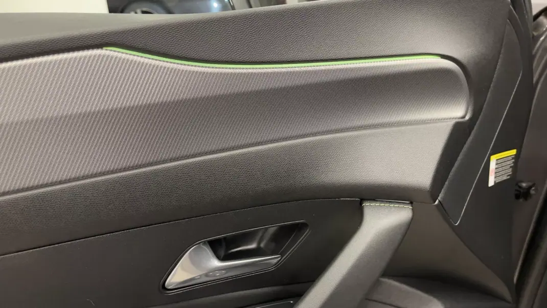 Peugeot 308 SW 2023 - 22490 EUR, 52713 km - AUTO.MOTO.pt - 52713km - foto 18 de 57