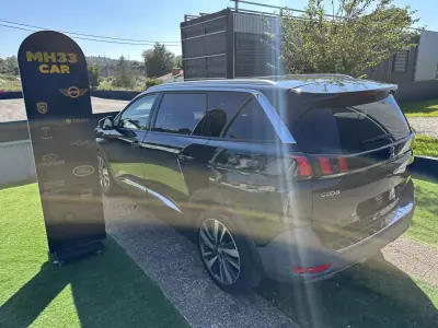 Peugeot 5008 2018 - 14900 EUR, 190000 km - 190000km - foto 14 de 73