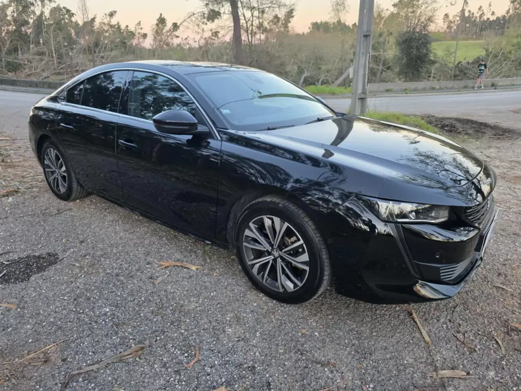 Peugeot 508 2020 - 20900 EUR, 76480 km - AUTO.MOTO.pt - 76480km - foto 42 de 95