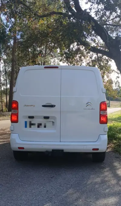 Citroën Jumpy 2018 - 180 EUR, 123 km - AUTO.MOTO.pt - 123km - foto 3 de 5