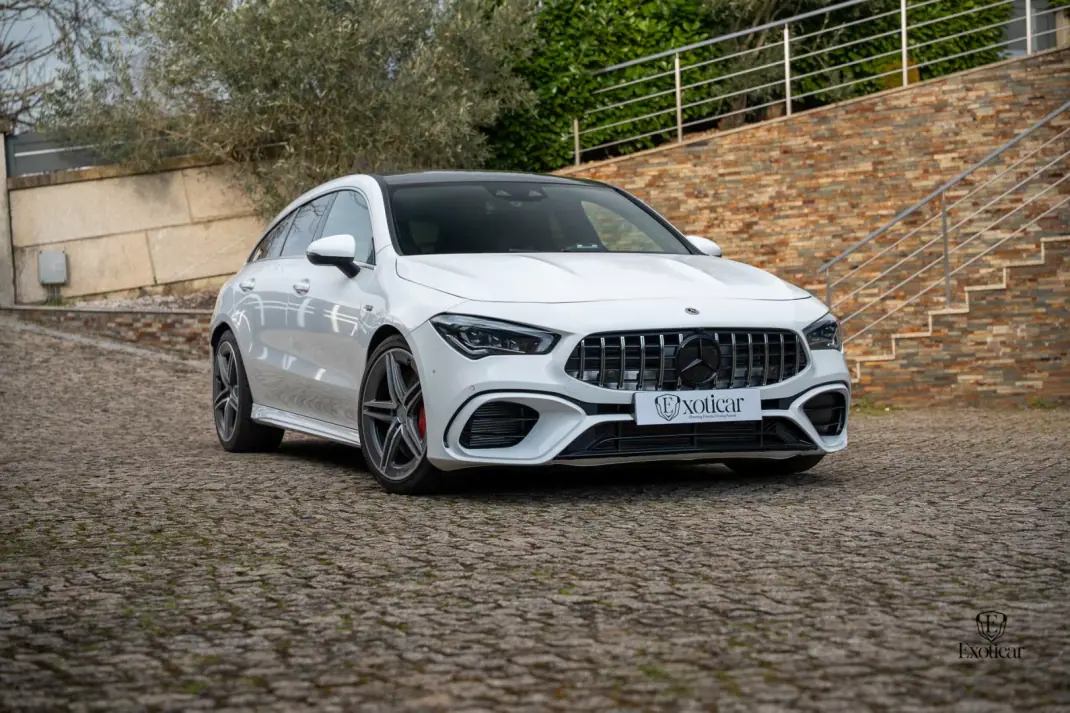 Mercedes-Benz CLA 45 AMG 2022 - 62000 EUR, 9000 km - AUTO.MOTO.pt - 9000km - foto 5 de 39