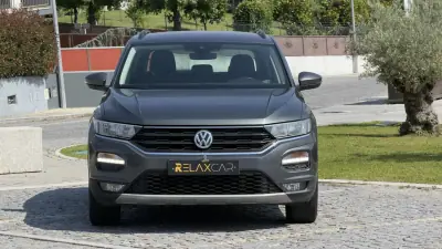 Volkswagen T-Roc 2019 - 16000 EUR, 195000 km - AUTO.MOTO.pt - 195000km - foto 6 de 26