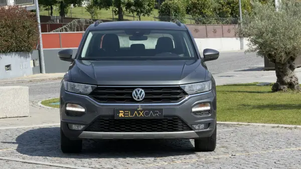 Volkswagen T-Roc 2019 - 16000 EUR, 195000 km - AUTO.MOTO.pt - 195000km - foto 6 de 26