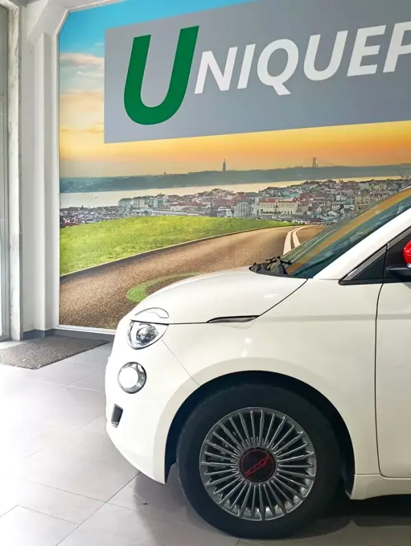 Fiat 500e 2022 - 14990 EUR, 10540 km - 10540km - foto 12 de 53