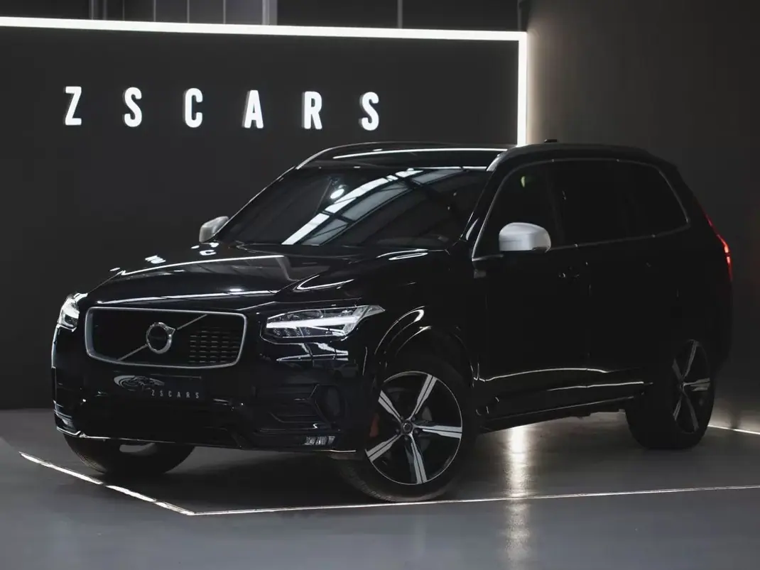 Volvo XC 90 2018 - 35990 EUR, 147431 km - AUTO.MOTO.pt - 147431km - foto 1 de 27