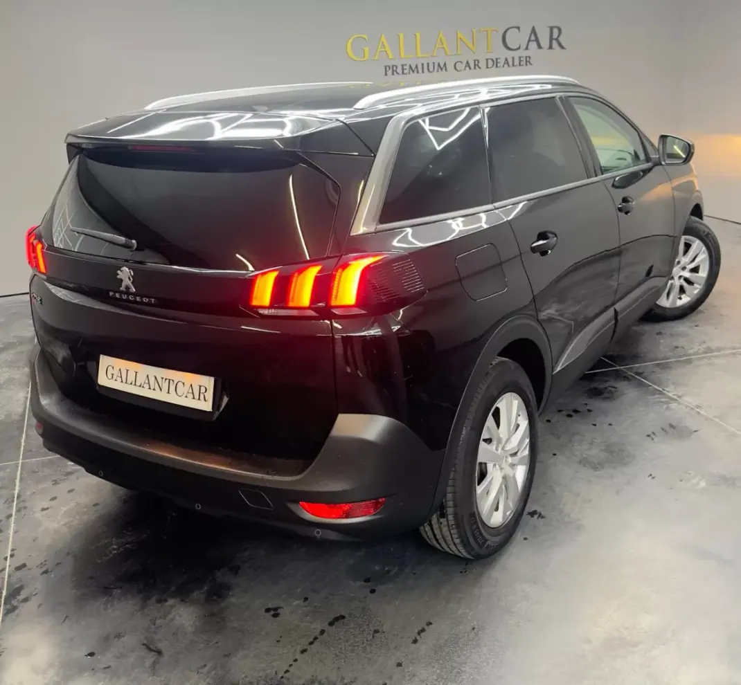 Peugeot 5008 2020 - 21000 EUR, 124000 km - AUTO.MOTO.pt - 124000km - foto 2 de 23