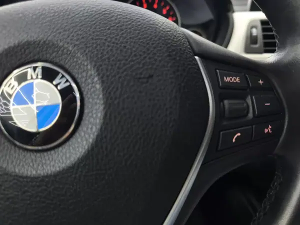 BMW 418 Gran Coupé 2018 - 17950 EUR, 194114 km - AUTO.MOTO.pt - 194114km - foto 27 de 46