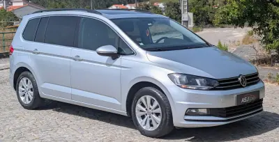 Volkswagen Touran 2016 - 13500 EUR, 211883 km - AUTO.MOTO.pt - 211883km - foto 2 de 24