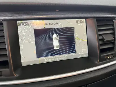 Peugeot 508 SW 2013 - 8900 EUR, 217279 km - AUTO.MOTO.pt - 217279km - foto 11 de 23