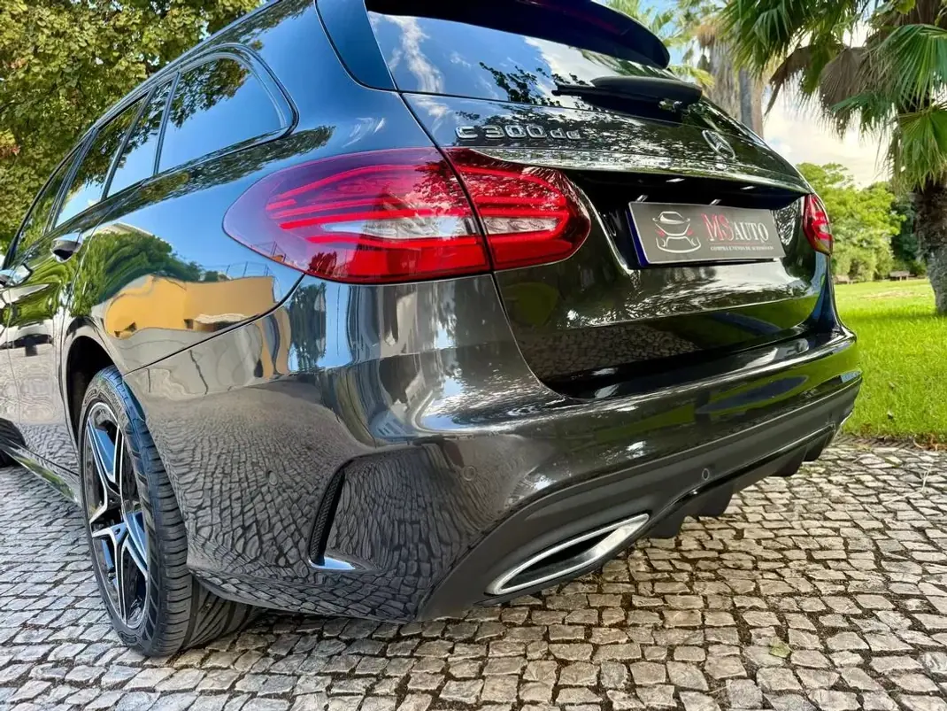 Mercedes-Benz C 300 2021 - 23990 EUR, 177850 km - 177850km - foto 35 de 49