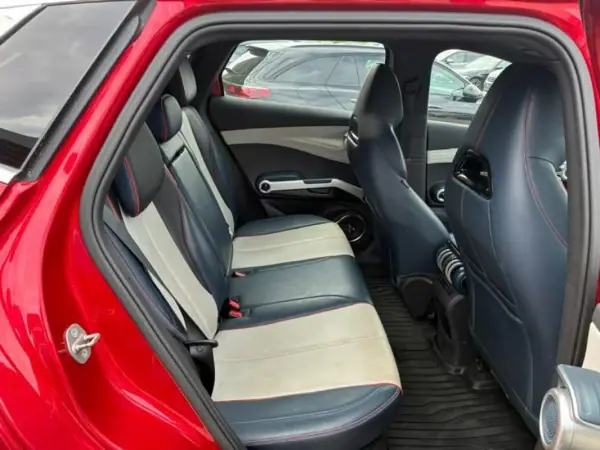BYD Atto 3 2023 - 27990 EUR, 42580 km - AUTO.MOTO.pt - 42580km - foto 11 de 15