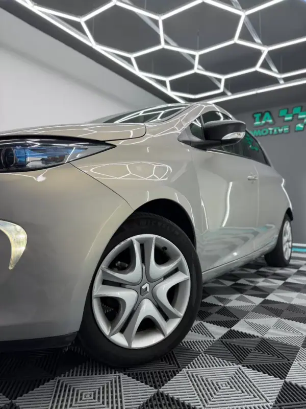 Renault Zoe (c/ Bateria) 41 kwh Life 2019 Elétrico