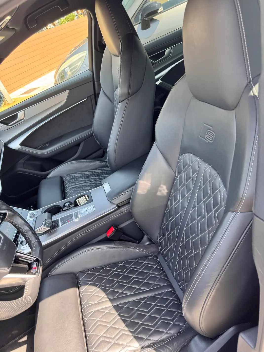 Audi A6 2020 - 38000 EUR, 133000 km - AUTO.MOTO.pt - 133000km - foto 5 de 9