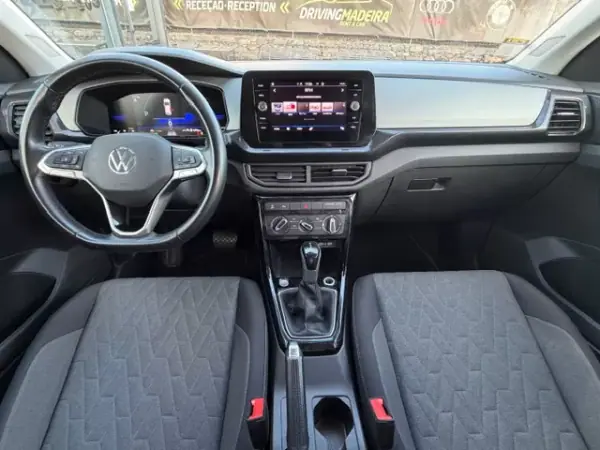 Volkswagen T-Cross 2024 - 22900 EUR, 47800 km - AUTO.MOTO.pt - 47800km - foto 10 de 12