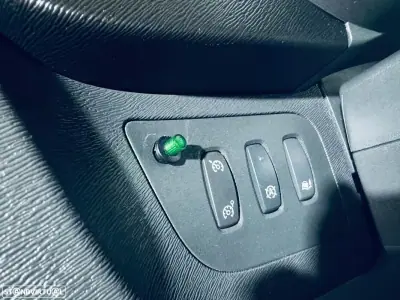 Renault Kangoo 1.5 dCi Confort S/S 2019 - 9990 EUR, 116502 km - AUTO.MOTO.pt - 116502km - foto 9 de 30
