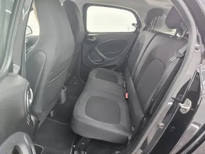Smart ForFour 2019 - 11000 EUR, 70757 km - 70757km - foto 8 de 29