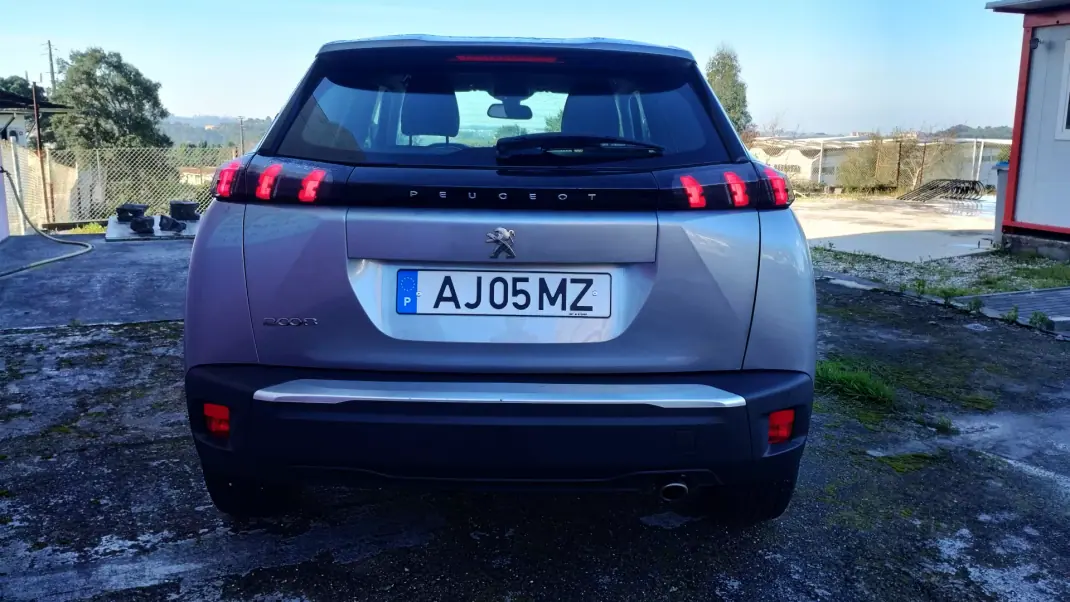 Peugeot 2008 2021 - 17999 EUR, 118000 km - AUTO.MOTO.pt - 118000km - foto 6 de 31