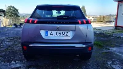Peugeot 2008 2021 - 17999 EUR, 118000 km - AUTO.MOTO.pt - 118000km - foto 6 de 31