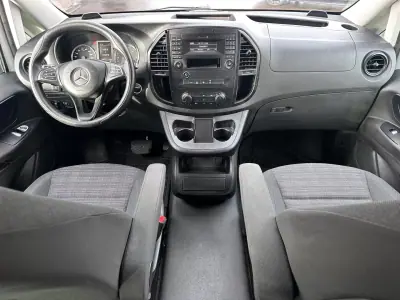 Mercedes-Benz Vito Tourer 2020 - 29900 EUR, 225000 km - AUTO.MOTO.pt - 225000km - foto 22 de 33