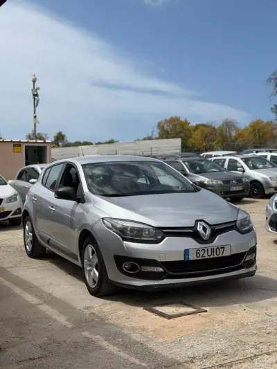 Renault Mégane 2015 - 10900 EUR, 150155 km - 150155km - foto 1 de 9