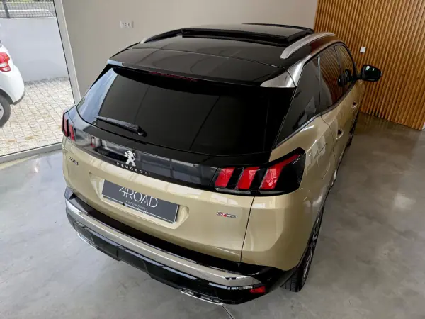 Peugeot 3008 2017 - 18500 EUR, 155000 km - AUTO.MOTO.pt - 155000km - foto 17 de 112