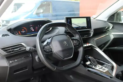 Peugeot 3008 2021 - 22490 EUR, 126000 km - AUTO.MOTO.pt - 126000km - foto 18 de 27