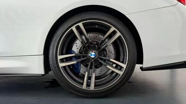 BMW M4 2016 - 53990 EUR, 109780 km - AUTO.MOTO.pt - 109780km - foto 12 de 35