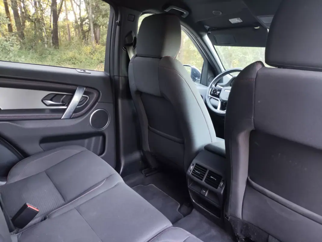 Land Rover Discovery Sport 2021 - 22000 EUR, 116100 km - 116100km - foto 19 de 27