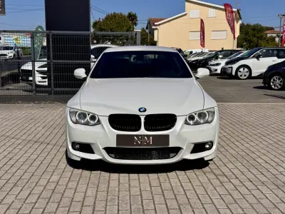 BMW 320 2009 - 13990 EUR, 243000 km - 243000km - foto 3 de 19