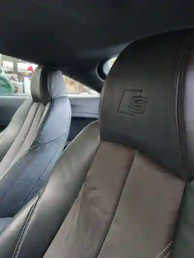 Audi TT Coupé 2015 - 22900 EUR, 210000 km - AUTO.MOTO.pt - 210000km - foto 12 de 15