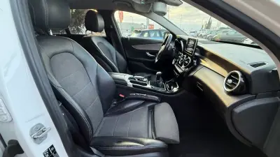 Mercedes-Benz C 200 2015 - 15490 EUR, 230000 km - AUTO.MOTO.pt - 230000km - foto 10 de 19