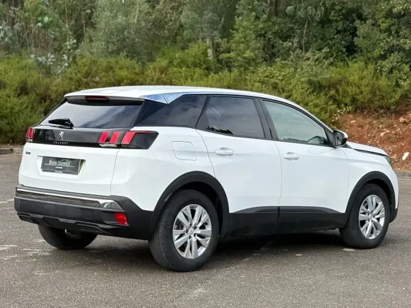Peugeot 3008 2019 - 17900 EUR, 66750 km - AUTO.MOTO.pt - 66750km - foto 20 de 21