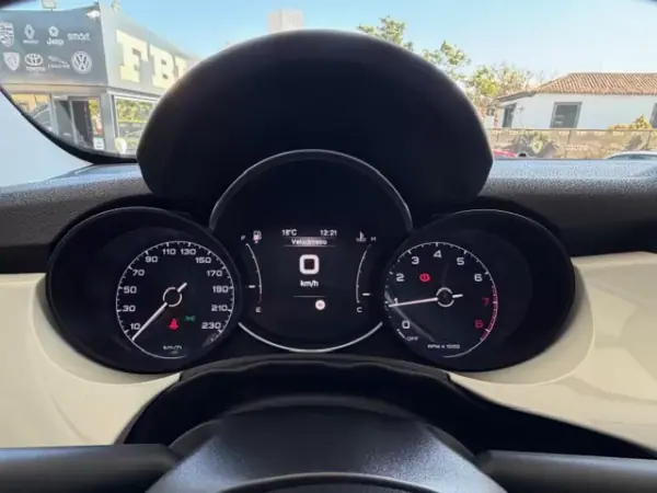 Fiat 500X 2019 - 13900 EUR, 65630 km - AUTO.MOTO.pt - 65630km - foto 3 de 12
