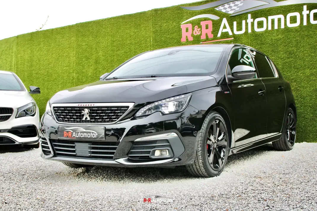 Peugeot 308 2018 - 14750 EUR, 218000 km - 218000km - foto 40 de 42