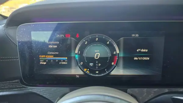 Mercedes-Benz CLS 300 2019 - 29900 EUR, 233849 km - AUTO.MOTO.pt - 233849km - foto 19 de 22
