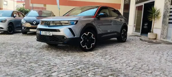 Opel Mokka-e 2022 — foto 2 de 28